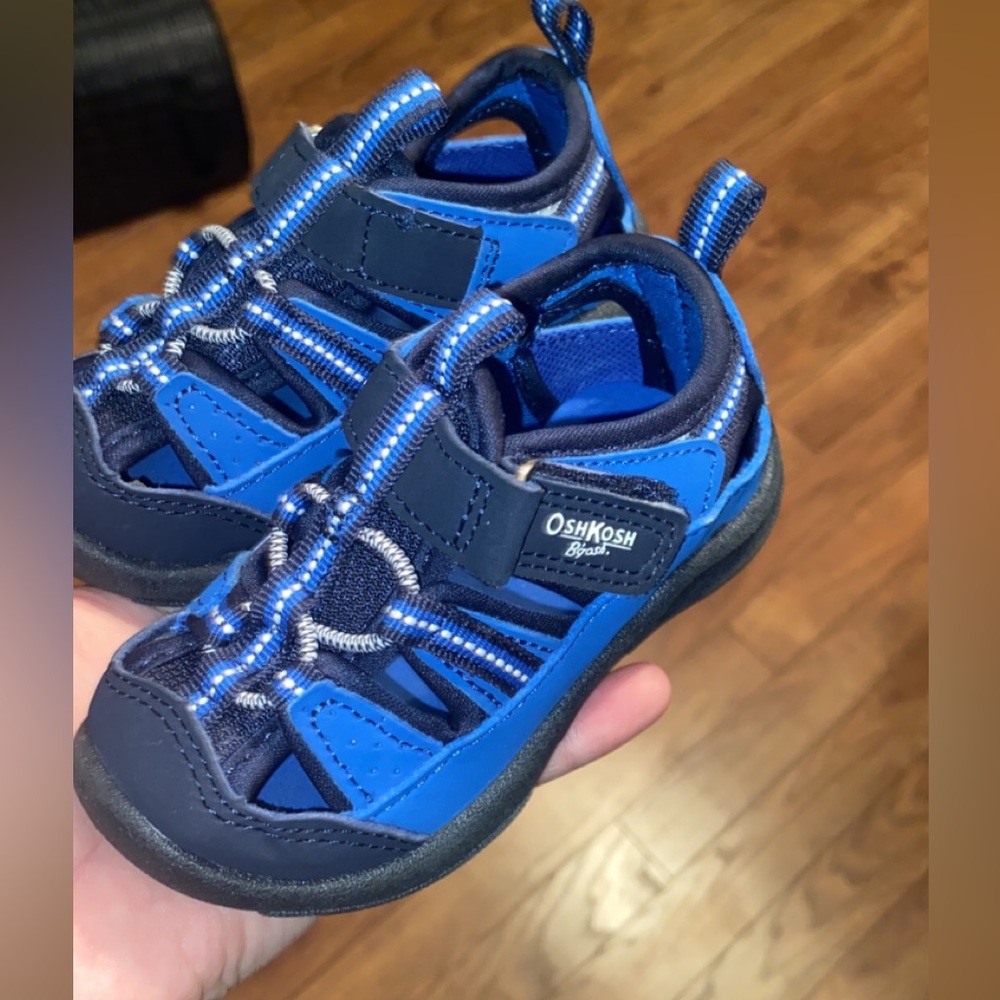 Boy shoes